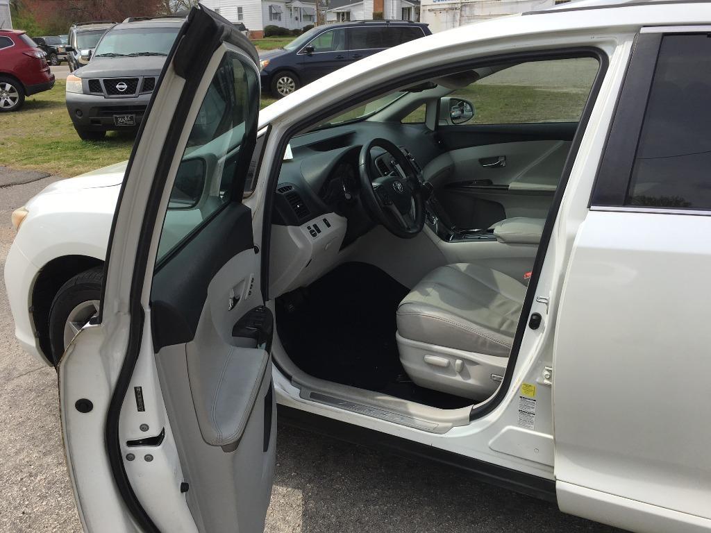 Thumbnail image of 2013 Toyota Venza at Hicks Motor Sales, LLC