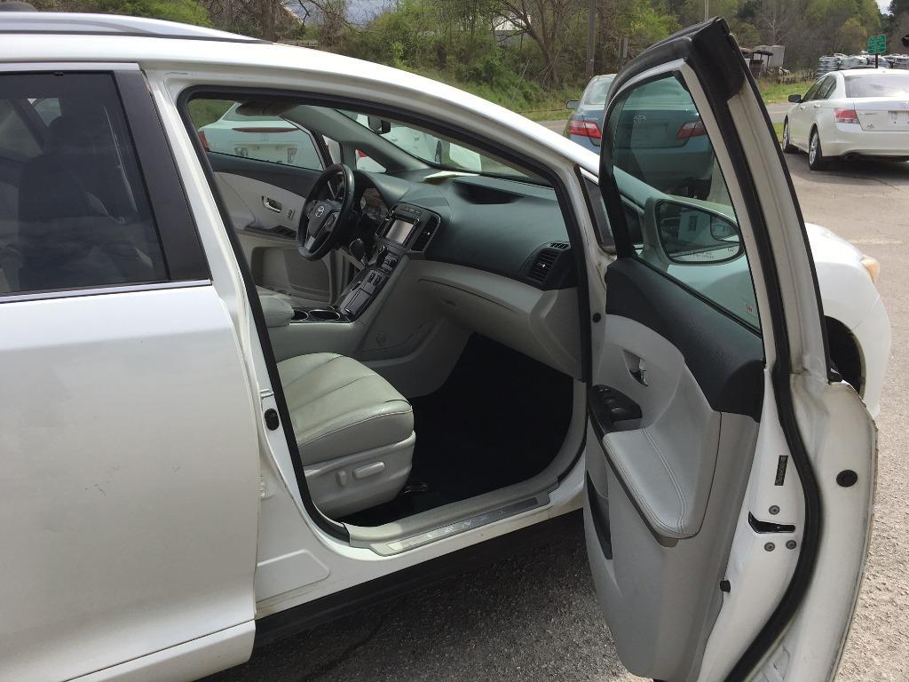 Thumbnail image of 2013 Toyota Venza at Hicks Motor Sales, LLC