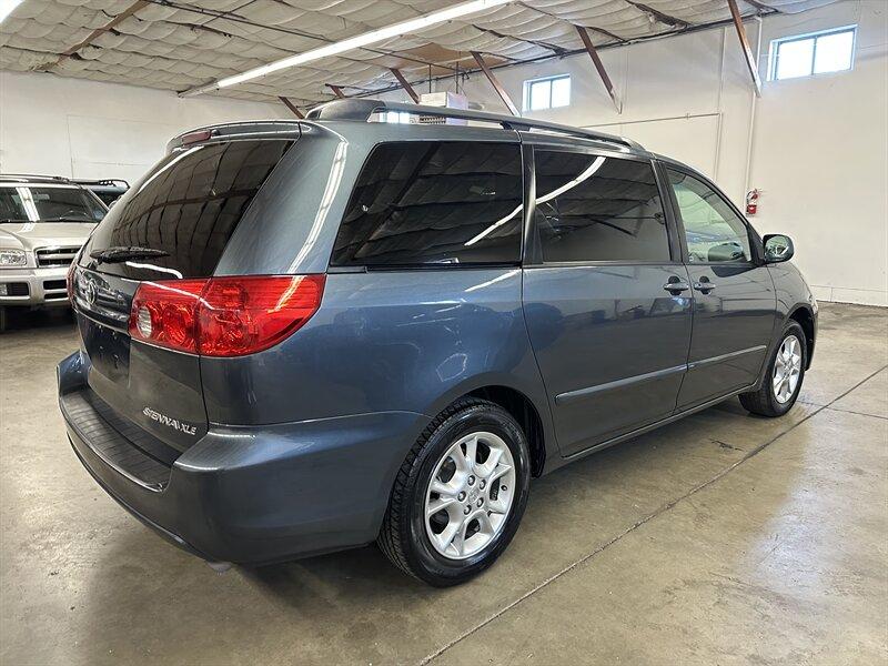 Thumbnail image of 2006 Toyota Sienna at North Port Motors