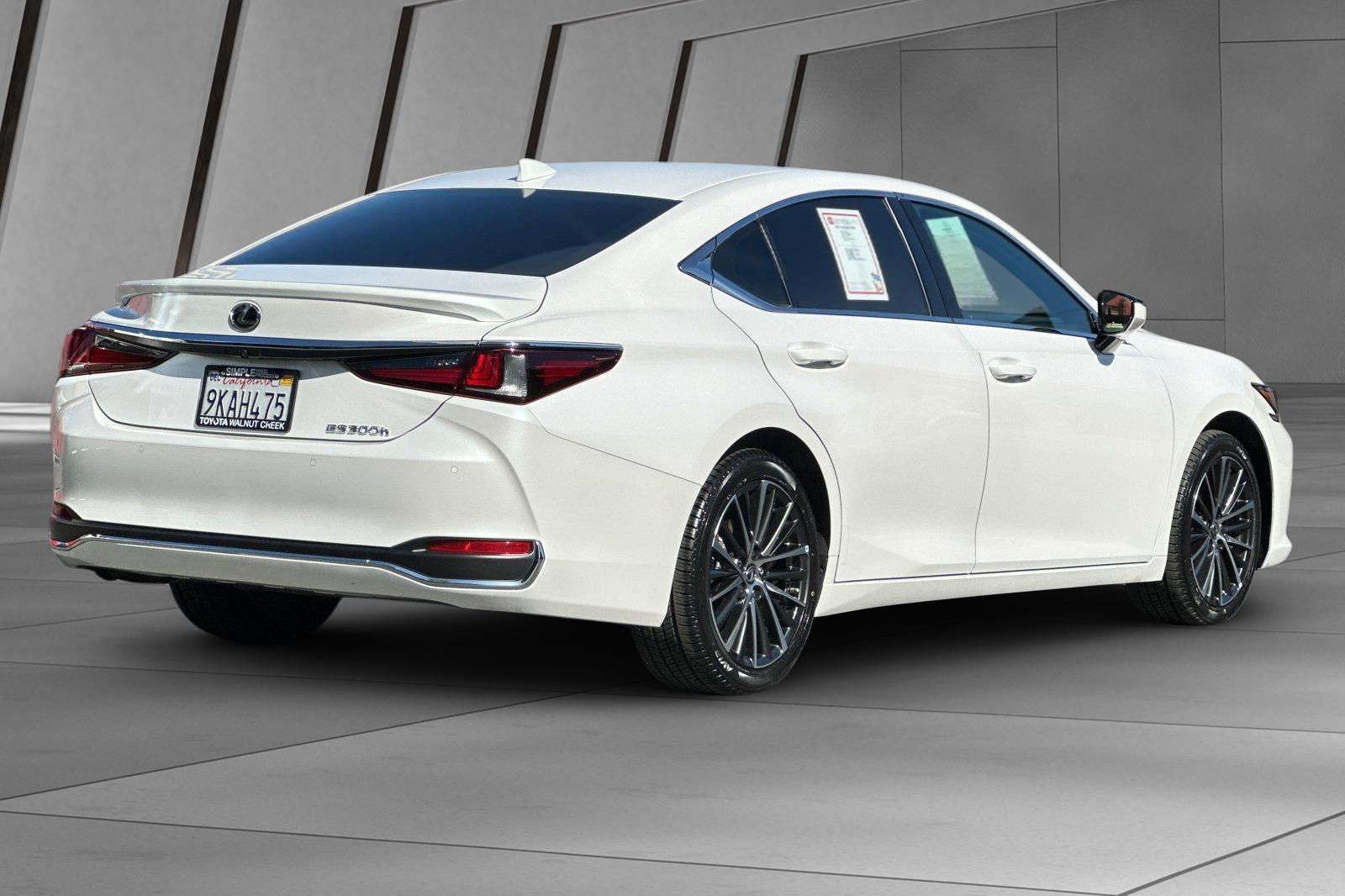 Thumbnail image of 2024 Lexus ES 300h at Walnut Creek Toyota