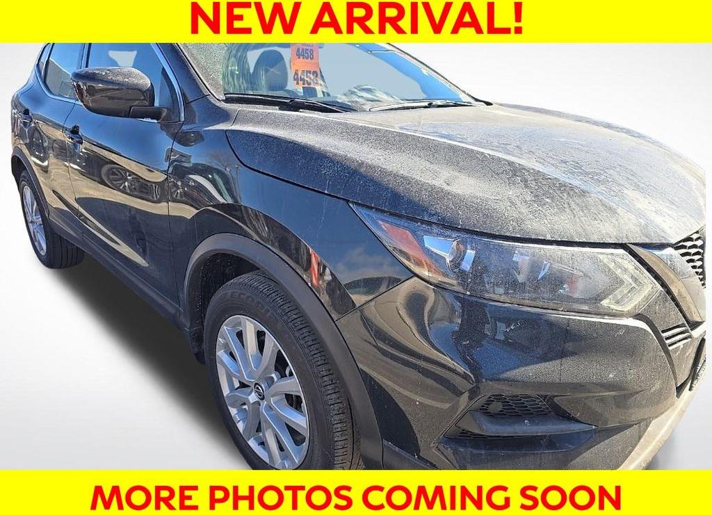 Thumbnail image of 2020 Nissan Rogue Sport at Smithtown Nissan