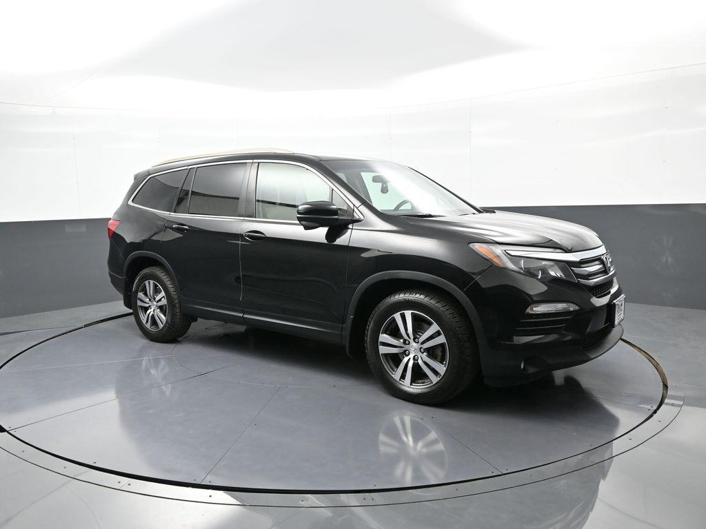 Thumbnail image of 2017 Honda Pilot at Plaza Honda