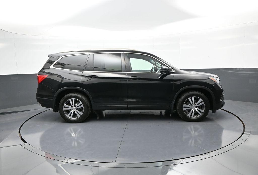 Thumbnail image of 2017 Honda Pilot at Plaza Honda