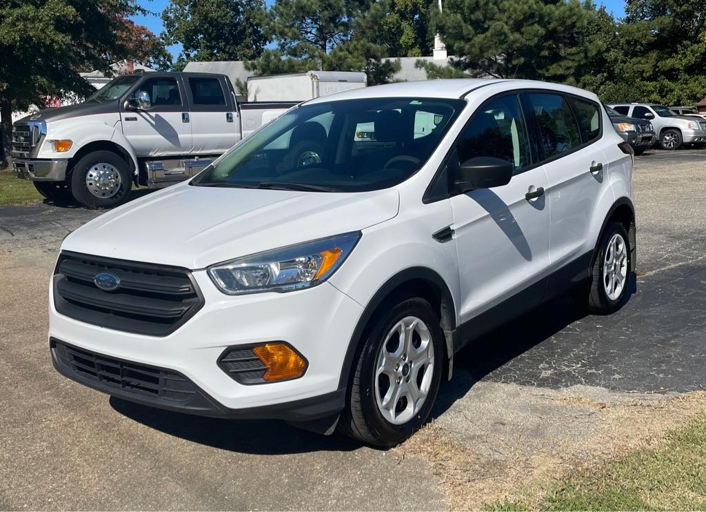 Thumbnail image of 2017 Ford Escape at CAR TIME