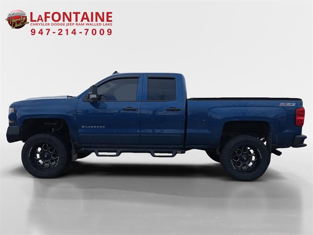 Thumbnail image of 2017 Chevrolet Silverado 1500 at LaFontaine Chrysler Dodge Jeep Ram of Walled Lake
