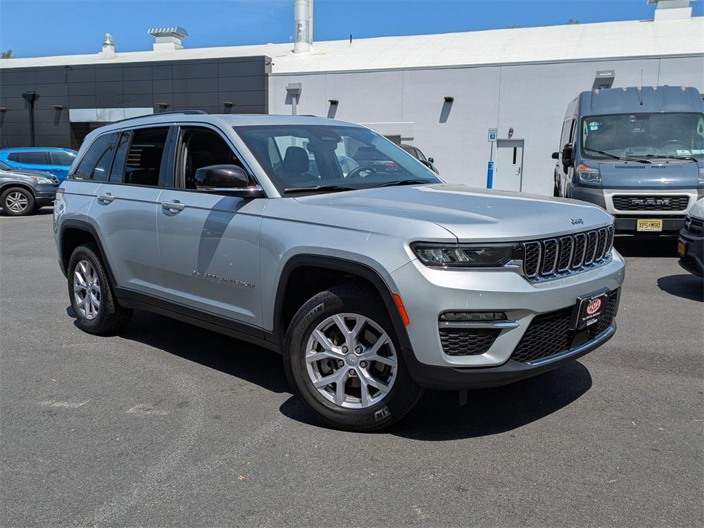 Thumbnail image of 2022 Jeep Grand Cherokee at Tasca Chrysler Dodge Jeep Ram White Plains