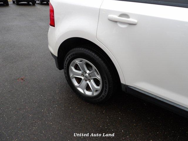 Thumbnail image of 2013 Ford Edge at United Auto Land