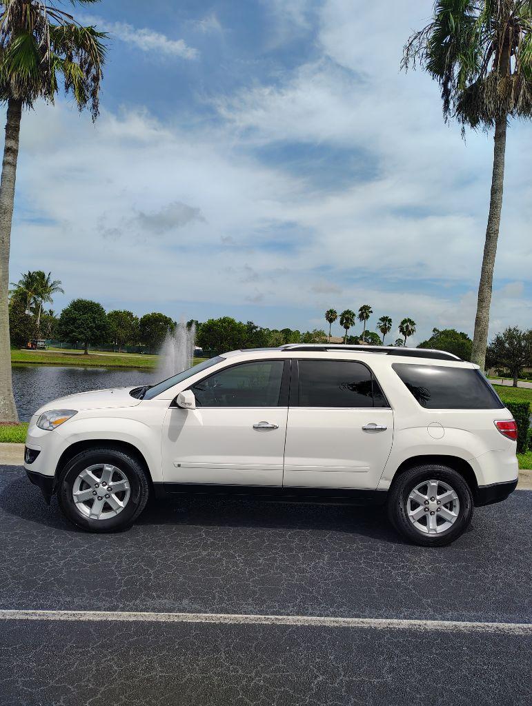 Thumbnail image of 2009 Saturn Outlook at AMATRUDI MOTOR SPORTS