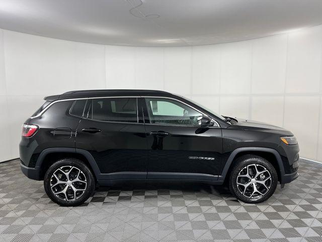 Thumbnail image of 2025 Jeep Compass at Browns Fiat Alfa Romeo