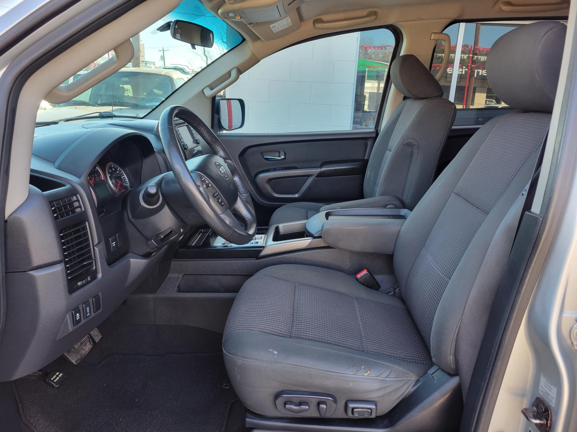 Thumbnail image of 2015 Nissan Titan at Red Carpet Auto Sales
