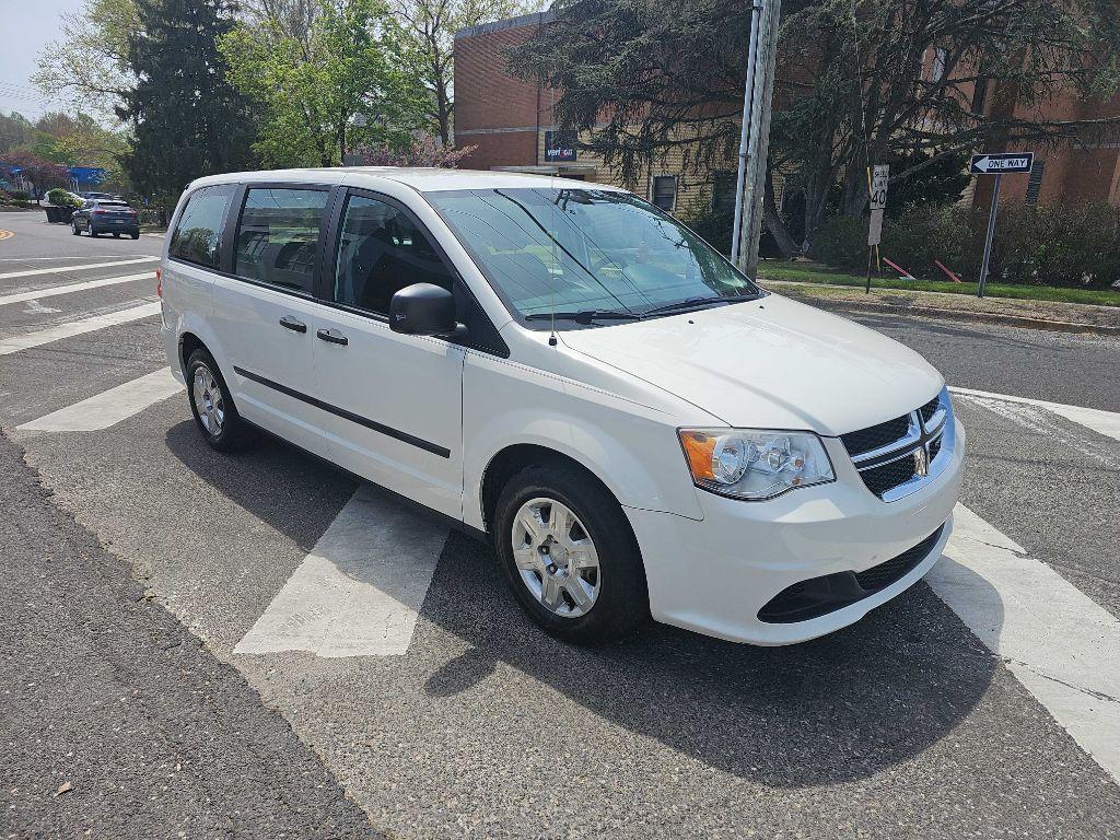 Thumbnail image of 2013 Dodge Grand Caravan at DIAMOND AUTO SALES