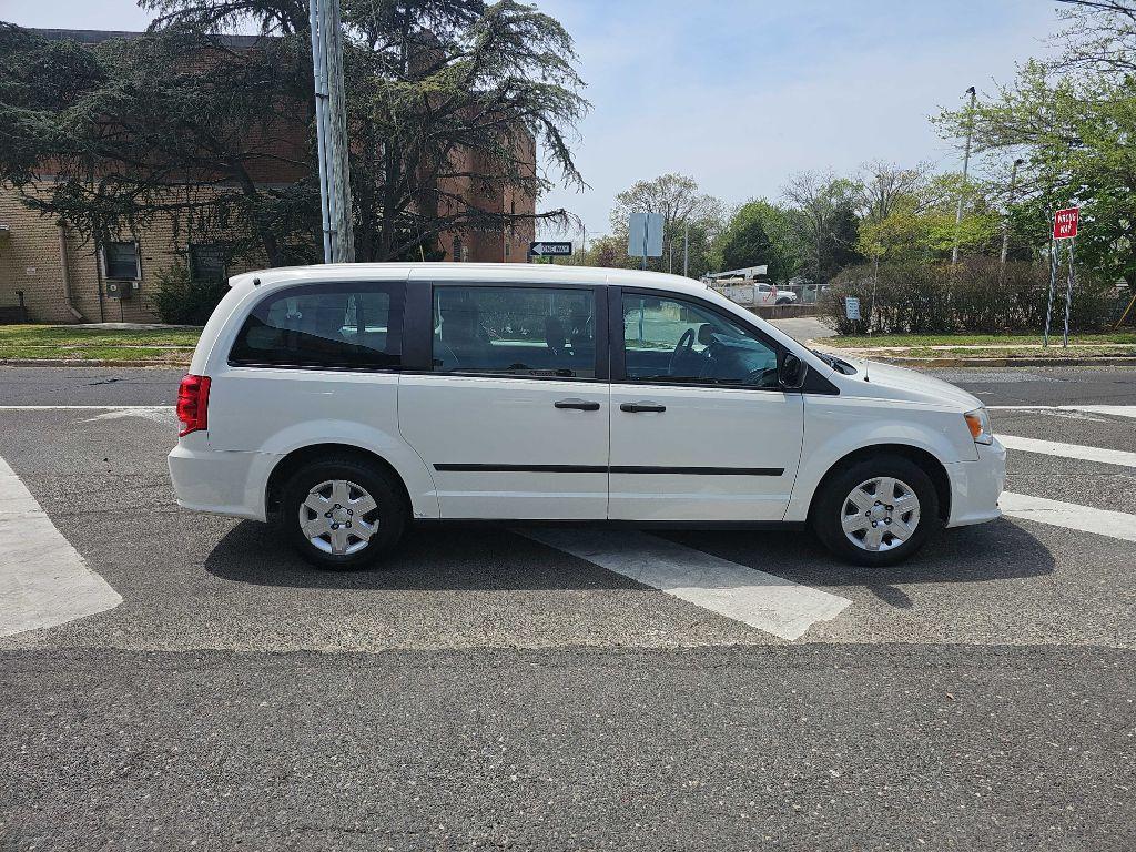 Thumbnail image of 2013 Dodge Grand Caravan at DIAMOND AUTO SALES