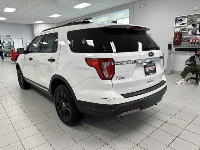 Thumbnail image of 2019 Ford Explorer at Serpentini Chevrolet of Willoughby
