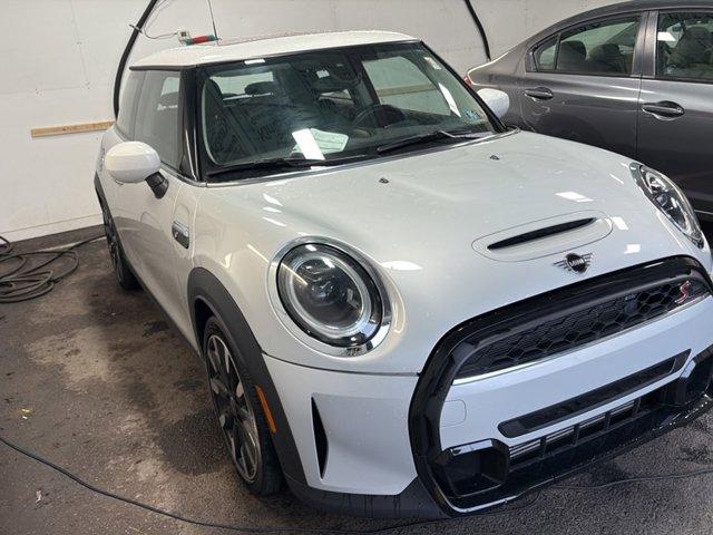 Thumbnail image of 2022 MINI Hardtop 2 Door at D'Ambrosio Dodge