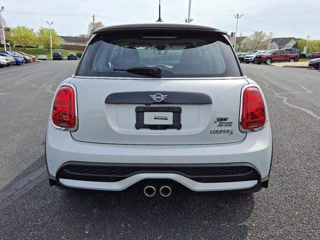 Thumbnail image of 2022 MINI Hardtop 2 Door at D'Ambrosio Dodge
