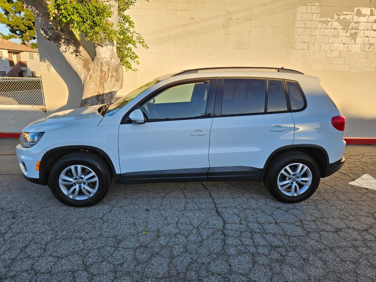Thumbnail image of 2017 Volkswagen Tiguan at LA Fine Motors