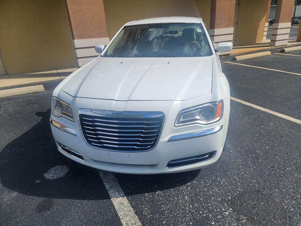 Thumbnail image of 2012 Chrysler 300 at Auto Network