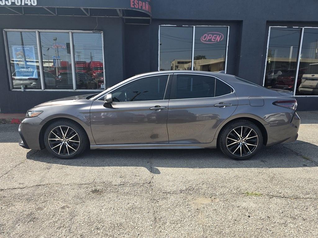 Thumbnail image of 2021 Toyota Camry at ROADSTAR AUTO SALES, INC.