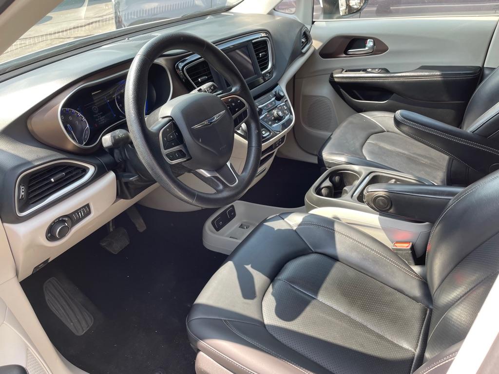 Thumbnail image of 2020 Chrysler Voyager at DYNAMITE DEALS, LLC