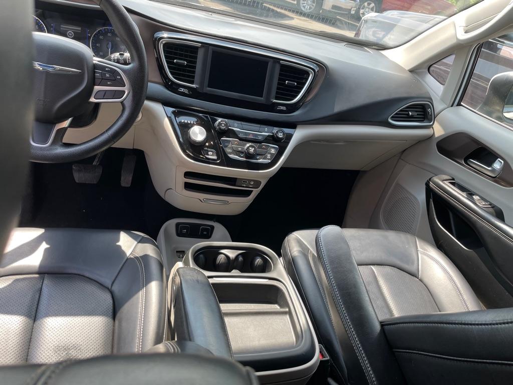 Thumbnail image of 2020 Chrysler Voyager at DYNAMITE DEALS, LLC