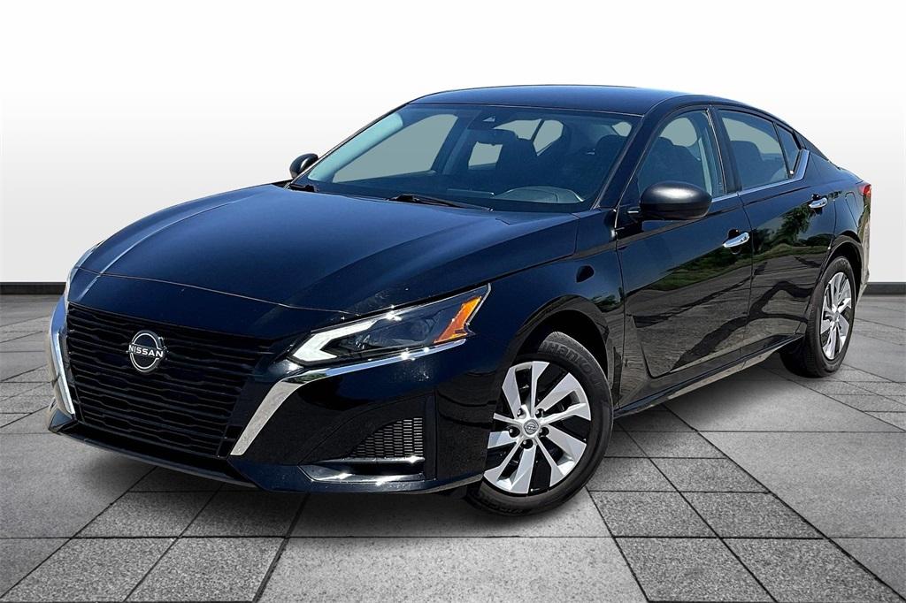 Thumbnail image of 2024 Nissan Altima at Midwest Ford Toyota