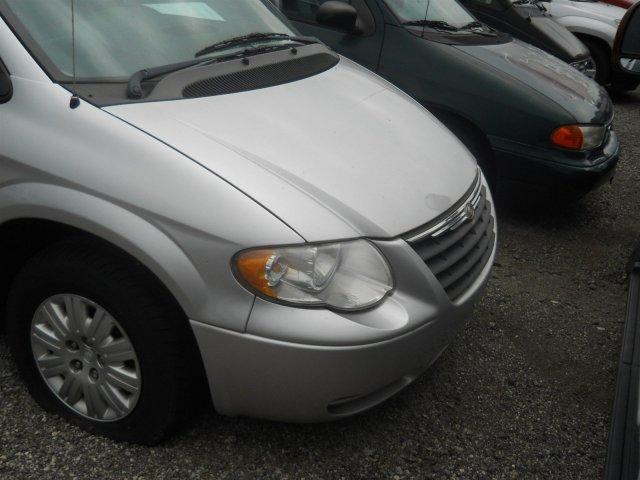 Thumbnail image of 2006 Chrysler Town and Country at RolandRichFord of Delavan, IL