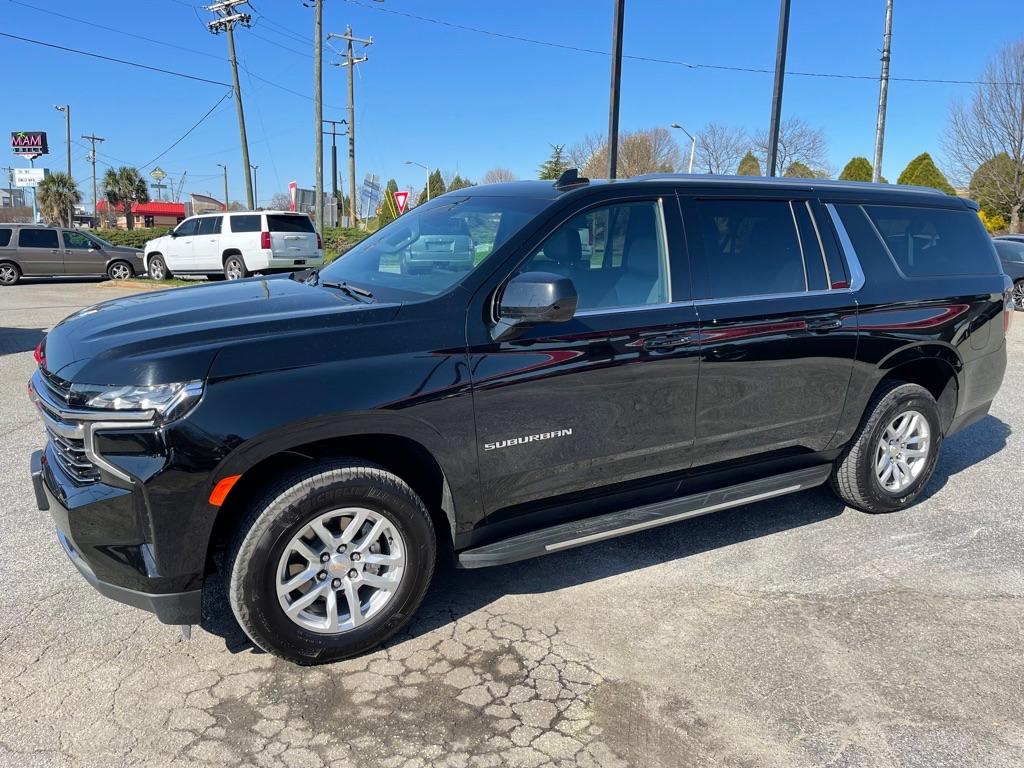 Thumbnail image of 2021 Chevrolet Suburban at MODERN AUTOMOTIVE SALES LLC