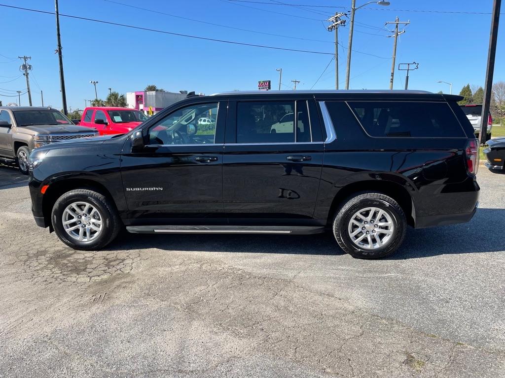 Thumbnail image of 2021 Chevrolet Suburban at MODERN AUTOMOTIVE SALES LLC