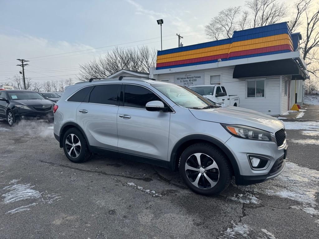 Thumbnail image of 2016 Kia Sorento at CHARLIE'S CHOICE CARS