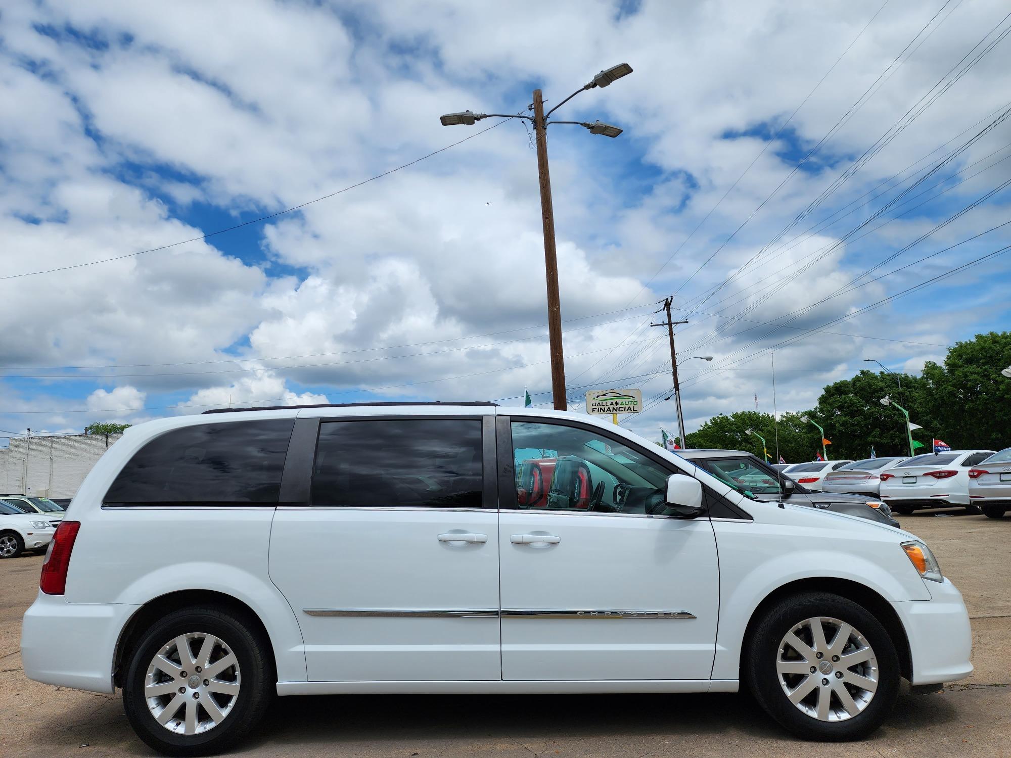 Thumbnail image of 2016 Chrysler Town and Country at DallasAutos4less of Garland, TX