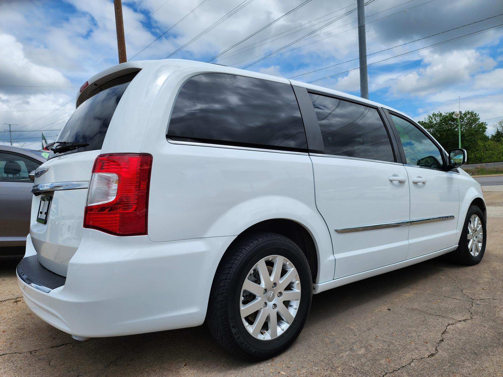 Thumbnail image of 2016 Chrysler Town and Country at DallasAutos4less of Garland, TX