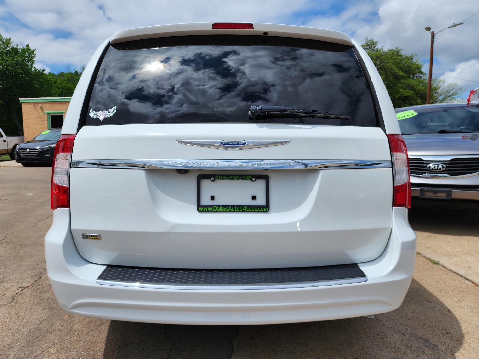 Thumbnail image of 2016 Chrysler Town and Country at DallasAutos4less of Garland, TX