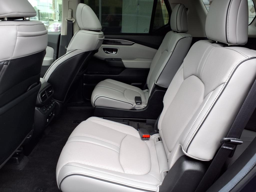 Thumbnail image of 2024 Honda Pilot at Dave White Acura