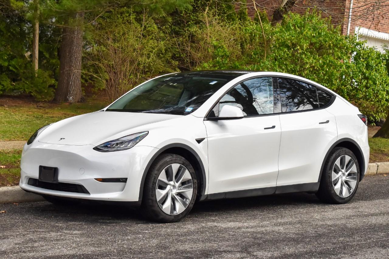 Thumbnail image of 2021 Tesla Model Y at Import Masters