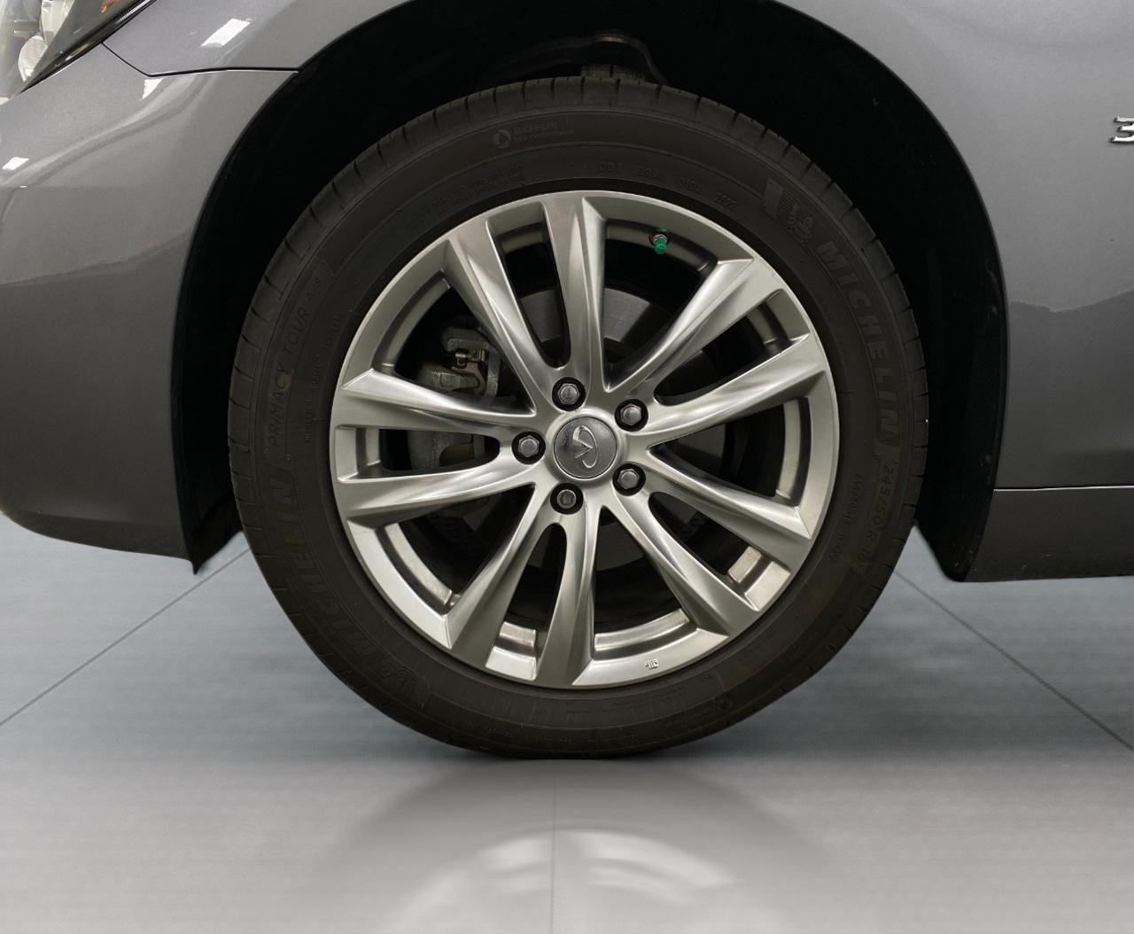 Thumbnail image of 2019 INFINITI Q70 at Bergstrom Lexus