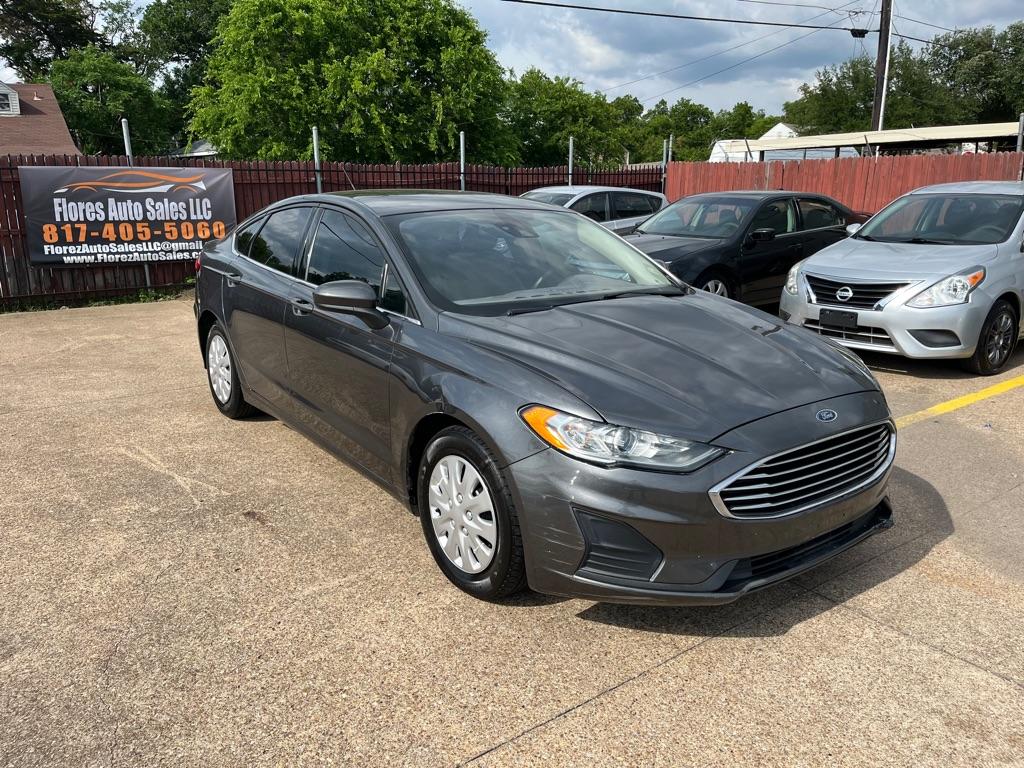 Thumbnail image of 2019 Ford Fusion at FLOREZ AUTO SALES LLC