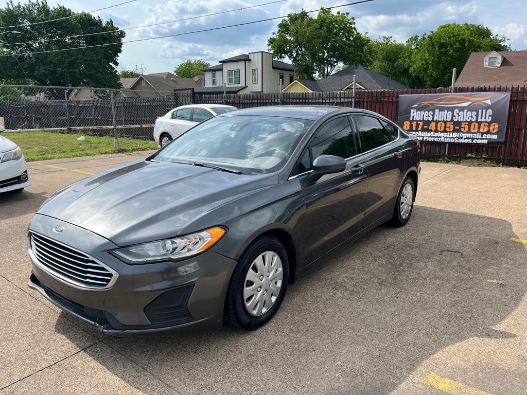 Thumbnail image of 2019 Ford Fusion at FLOREZ AUTO SALES LLC
