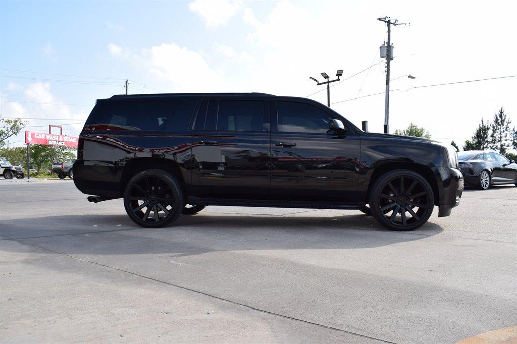 Thumbnail image of 2017 GMC Yukon XL at Grease Pro