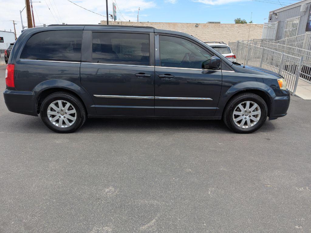 Thumbnail image of 2014 Chrysler Town and Country at DISCO MOTORS