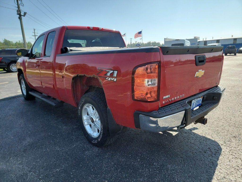 Thumbnail image of 2011 Chevrolet Silverado 1500 at Jim Riehl's Friendly Ford of Charlevoix
