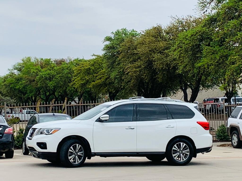 Thumbnail image of 2017 Nissan Pathfinder at TEXAS DRIVE AUTO DEALER
