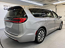 Thumbnail image of 2021 Chrysler Pacifica at Car Connection Superstore