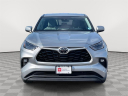 Thumbnail image of 2022 Toyota Highlander at Empire Volvo Cars of Smithtown