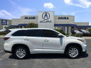 Thumbnail image of 2015 Toyota Highlander at Island Acura