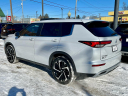 2023 Mitsubishi Outlander SE at Uptown LTD