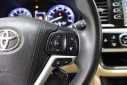 Thumbnail image of 2017 Toyota Highlander at EddysChevroletCadillacOfWichita-USED of Wichita, KS