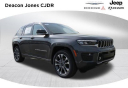 Thumbnail image of 2025 Jeep Grand Cherokee at DeaconJonesCJDR-USED (DCERT filter)