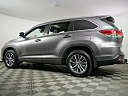 Thumbnail image of 2018 Toyota Highlander at Inver Grove Toyota