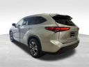 Thumbnail image of 2022 Toyota Highlander at Northtown Volkswagen