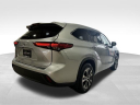 Thumbnail image of 2022 Toyota Highlander at Northtown Volkswagen